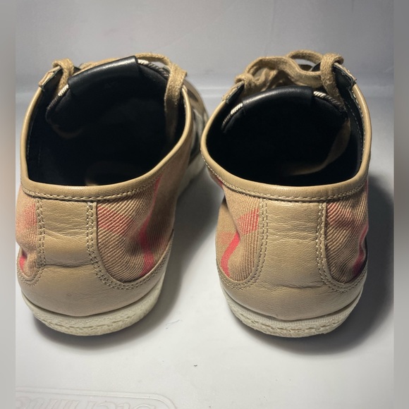 Burberry beige nova check canvas and leather cap toe Snearkers size 40. Usa 9 - Picture 12 of 15